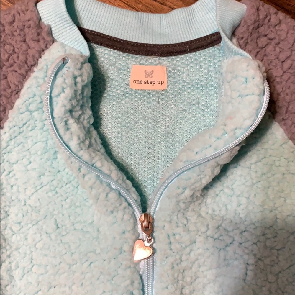 Sweater - Picture 3 of 3